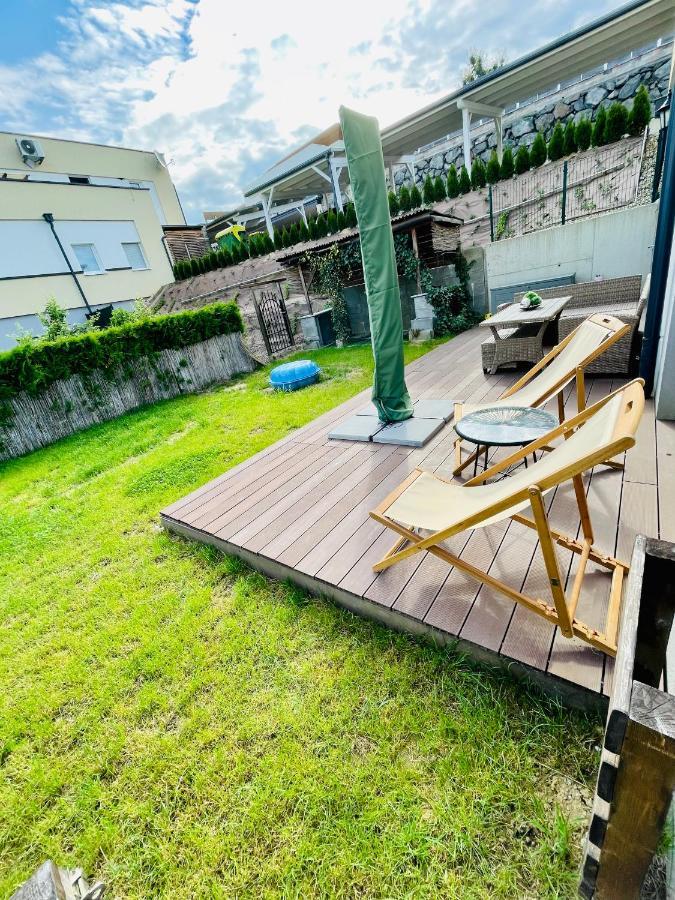 Muhldorf Bei FeldbachGaestetraum Mit Wunderschoenem Ausblick Und Gartenアパートメント エクステリア 写真